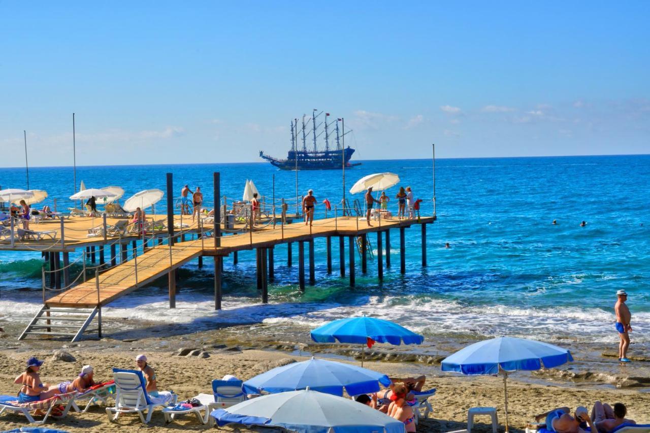Blue Fish Hotel Konaklı 外观 照片