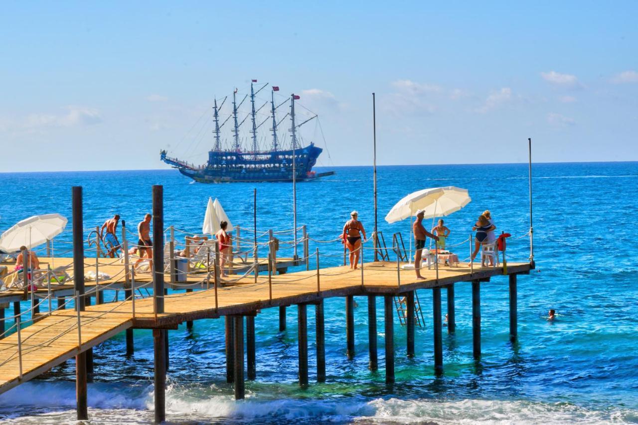 Blue Fish Hotel Konaklı 外观 照片